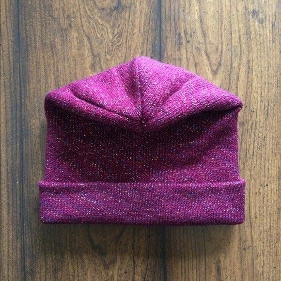 Unique Glitter Bordeaux Beanie - Picture 3 of 3
